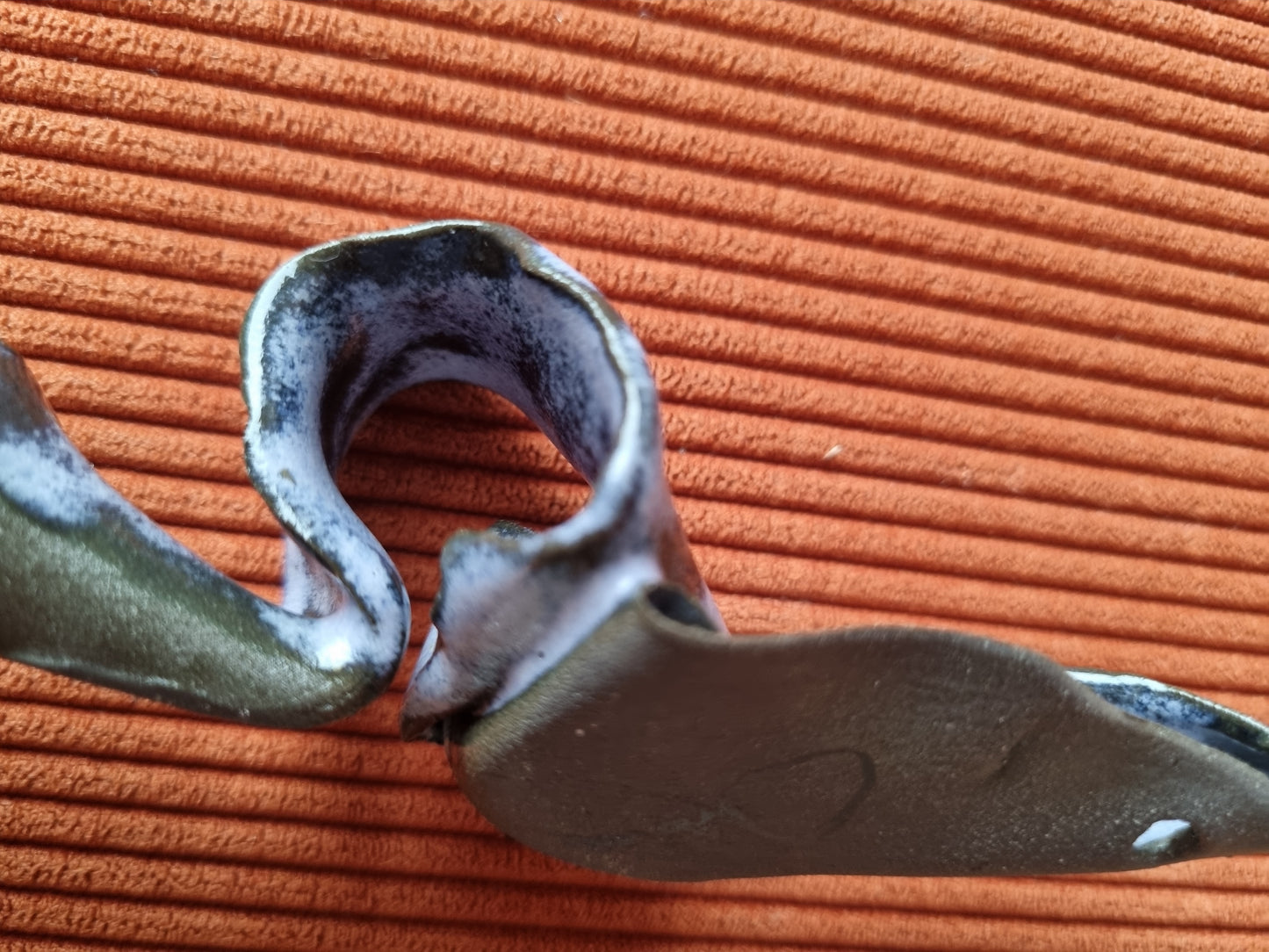 Lilla/sort krummelure