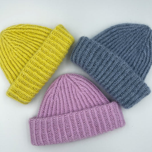 TopTop Beanie strikkeopskrift fra Pastelkollektivet, Topphue / beanie / hue til dame