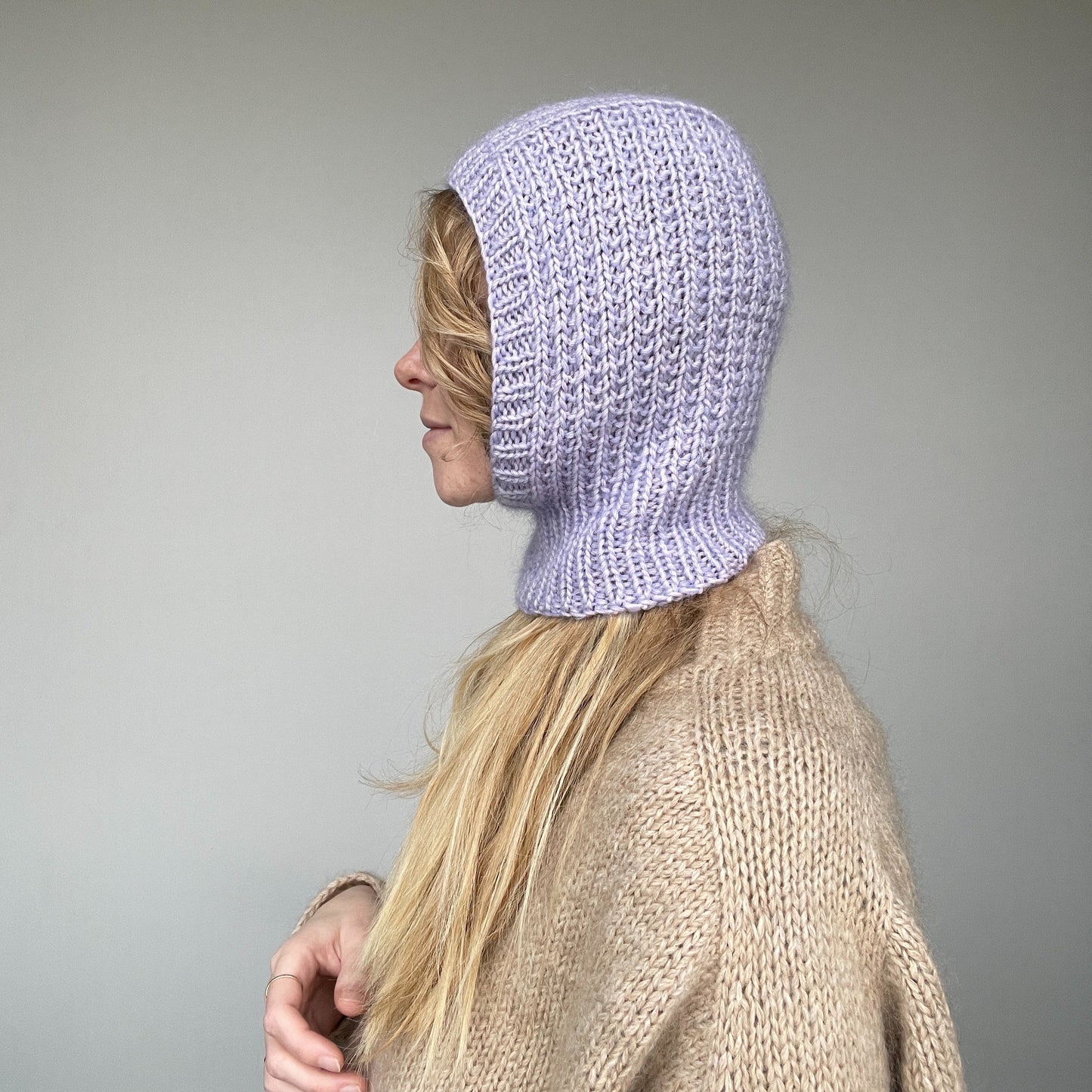 Balaclava håndstrikket lilla uld og mohair