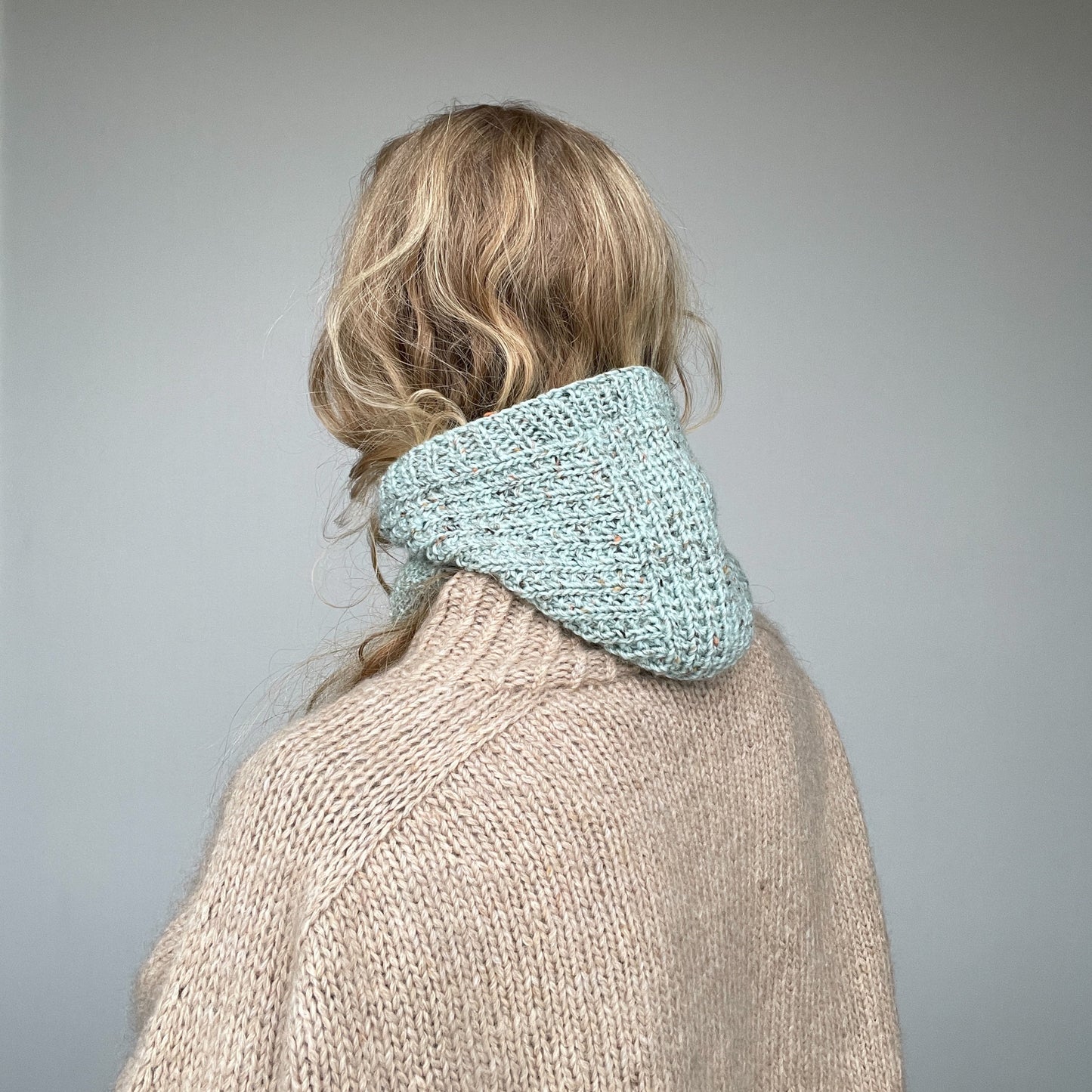 Balaclava i blågrøn tweed