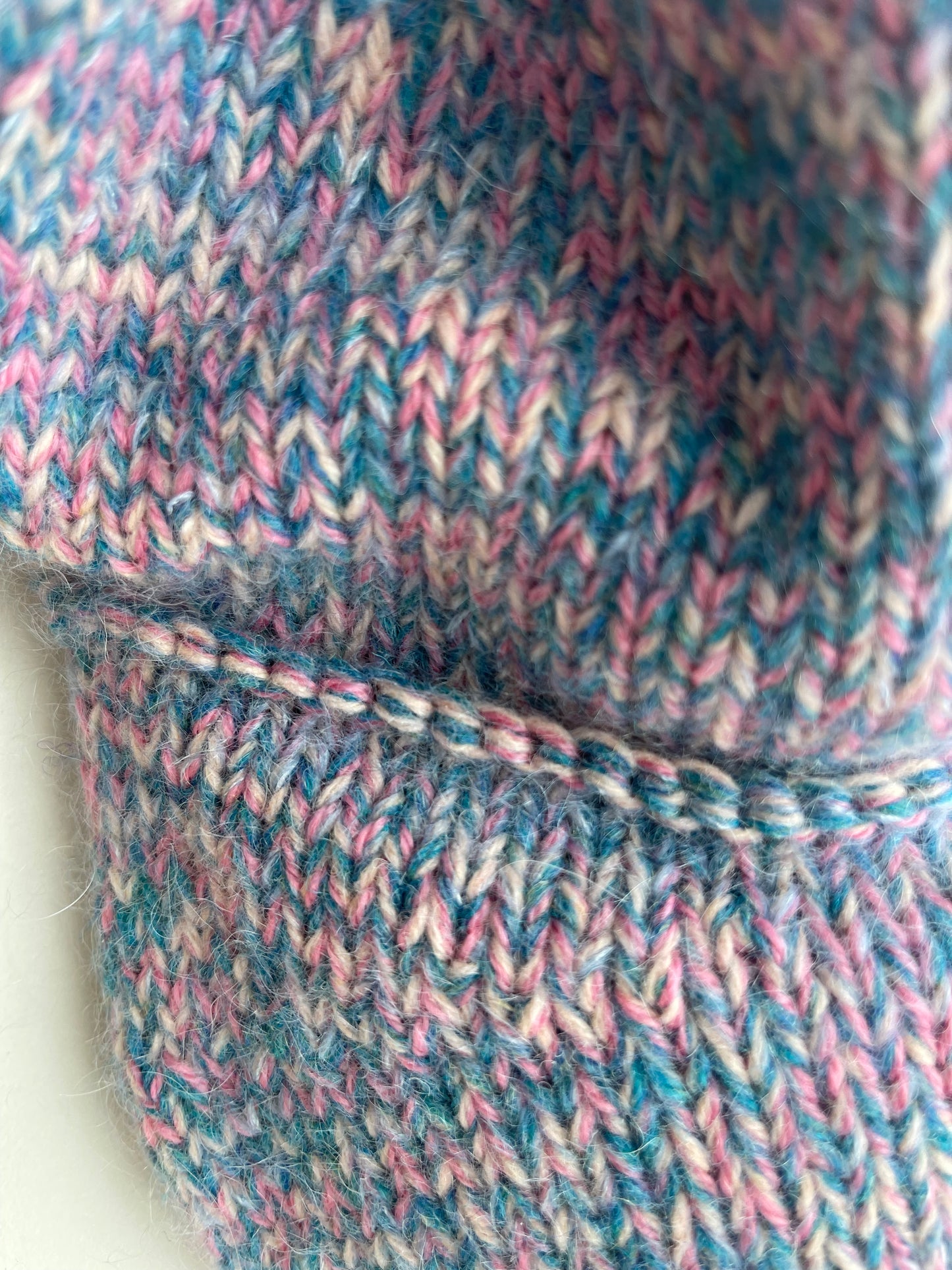 Strikket kasket pastel winter cap