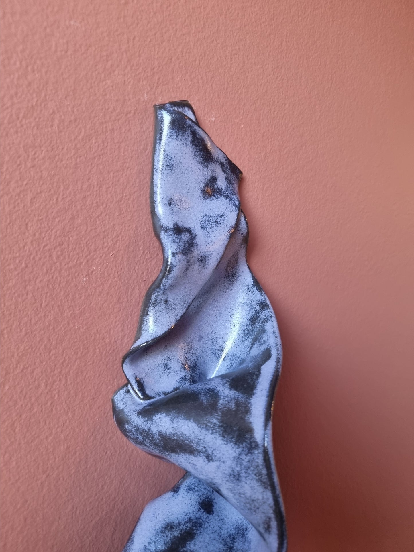 Lillasort krummelure