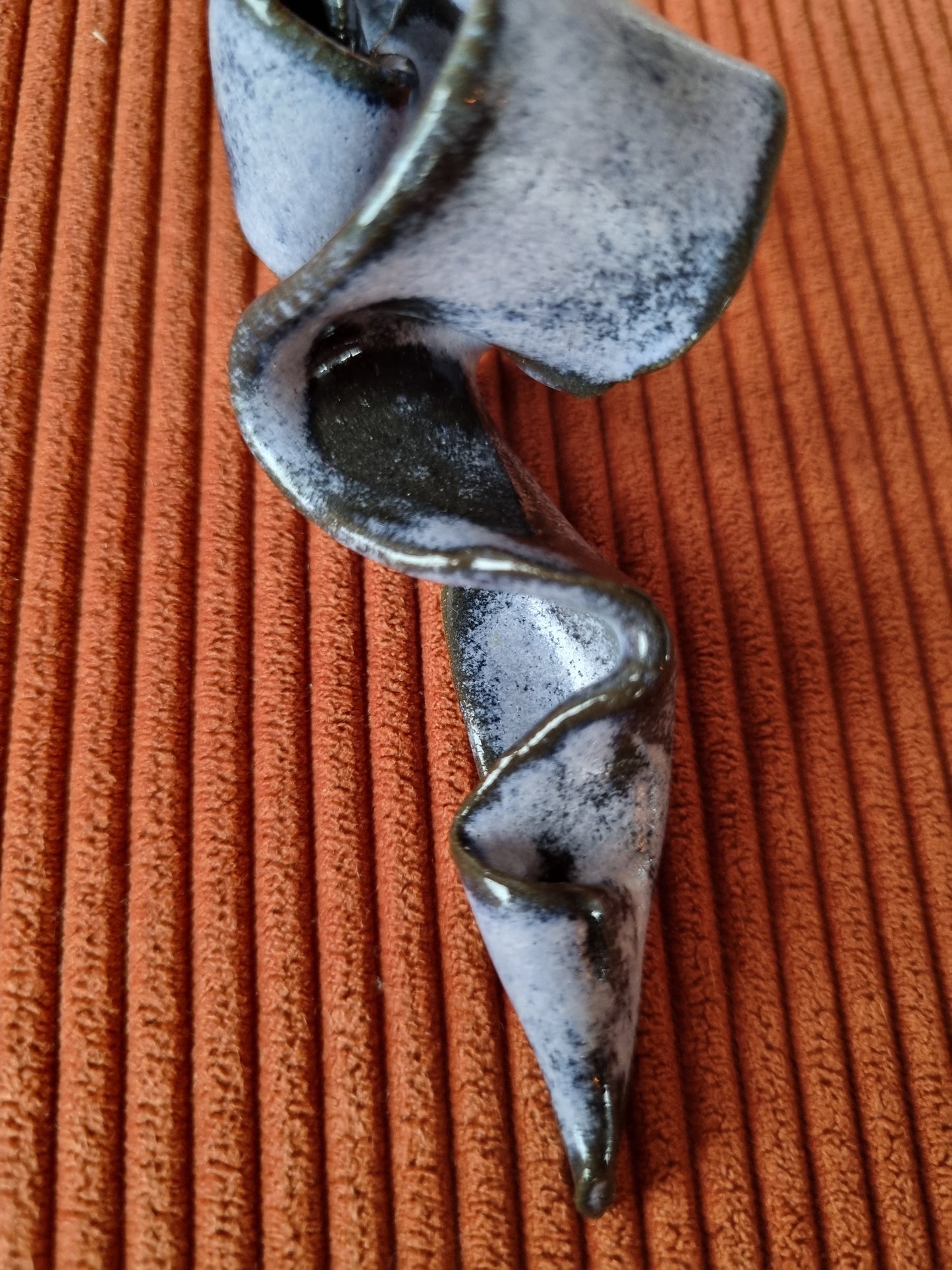 Lilla/sort krummelure