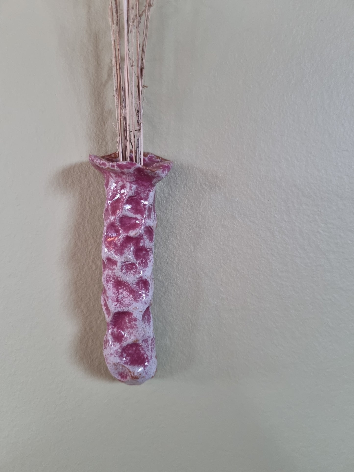 Lilla/beige vægvase